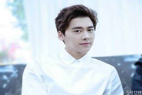 男紋理燙發(fā)型 適合男生的燙發(fā) 男紋理燙發(fā)型 適合男生的燙發(fā)