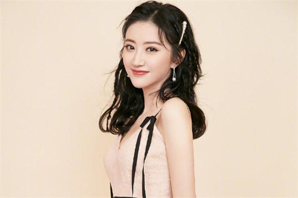 愛(ài)貝芙豐額頭要多少錢(qián) 愛(ài)貝芙豐額頭效果好嗎 愛(ài)貝芙豐額頭要多少錢(qián) 愛(ài)貝芙豐額頭效果好嗎