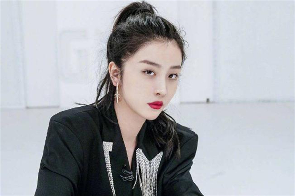 顱頂?shù)瓦m合什么發(fā)型 顱頂?shù)土羰裁窗l(fā)型好看 顱頂?shù)瓦m合什么發(fā)型 顱頂?shù)土羰裁窗l(fā)型好看