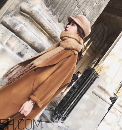 羊毛大衣掉毛正常嗎？羊毛大衣掉毛怎樣處理？