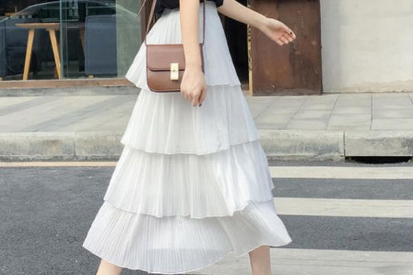 蛋糕裙怎么搭配好看 蛋糕裙的搭配方法 蛋糕裙怎么搭配好看 蛋糕裙的搭配方法