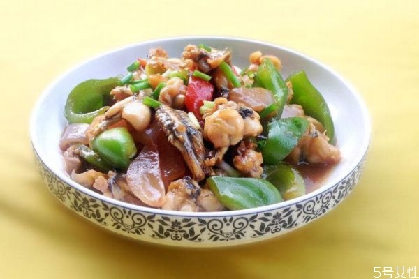 田雞怎么做好吃 田雞的好吃做法 田雞怎么做好吃 田雞的好吃做法