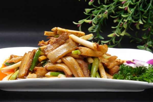 香干回鍋肉怎么做好吃 香干回鍋肉的美味做法 香干回鍋肉怎么做好吃 香干回鍋肉的美味做法