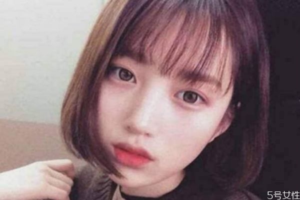 劉海老是中分怎么回事 劉海老是中分怎么辦 劉海老是中分怎么回事 劉海老是中分怎么辦