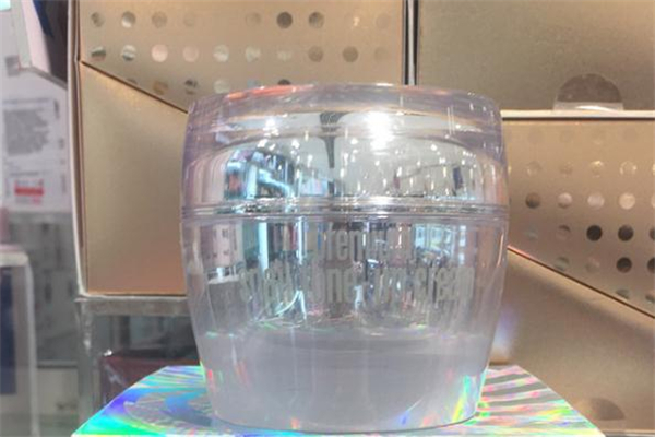 果達(dá)兒素顏霜成分 果達(dá)兒素顏霜孕婦能用嗎 果達(dá)兒素顏霜成分 果達(dá)兒素顏霜孕婦能用嗎