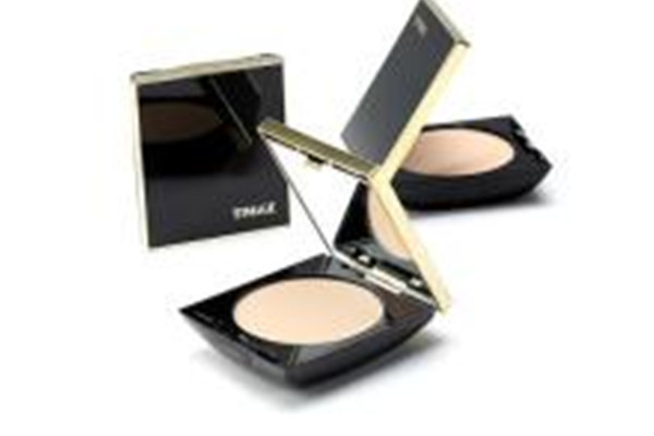 彩棠青春煥澤雪漾粉餅怎么樣 彩棠青春煥澤雪漾粉餅質地如何 彩棠青春煥澤雪漾粉餅怎么樣 彩棠青春煥澤雪漾粉餅質地如何