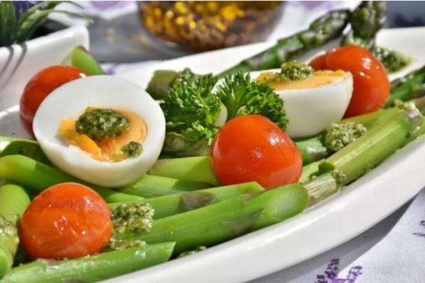 太陽穴的痘痘怎么去除 消除太陽穴痘痘的方法 太陽穴的痘痘怎么去除 消除太陽穴痘痘的方法