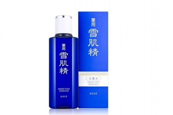 活膚水的正確使用方法 活膚水應該怎么用 活膚水的正確使用方法 活膚水應該怎么用