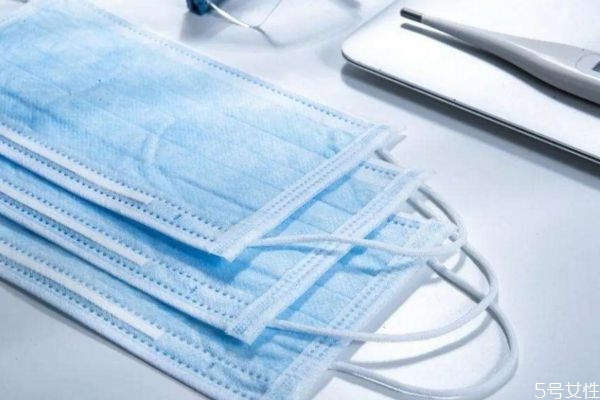 口罩悶出痘痘怎么辦 口罩悶出的痘痘怎么處理 口罩悶出痘痘怎么辦 口罩悶出的痘痘怎么處理