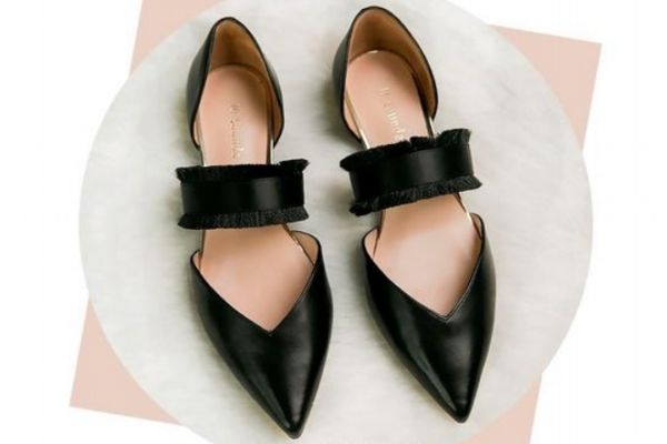 尖頭鞋前面擠腳怎么辦 尖頭鞋前面擠腳怎么處理 尖頭鞋前面擠腳怎么辦 尖頭鞋前面擠腳怎么處理