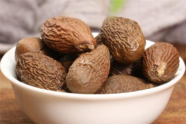 胖大?？梢灾温匝恃讍?胖大?？梢灾慰人詥?><p><strong>胖大?？梢灾温匝恃讍?胖大海可以治咳嗽嗎</strong></p></a></li> <li><a href=