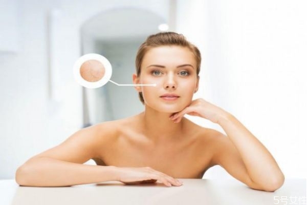 痘痘嚴重的時候可以敷面膜嗎 敷面膜刺痛泛紅原因 痘痘嚴重的時候可以敷面膜嗎 敷面膜刺痛泛紅原因