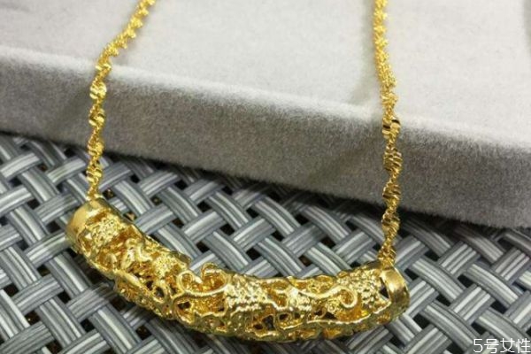 金項(xiàng)鏈怎么清洗污漬 金項(xiàng)鏈清洗污漬的方法 金項(xiàng)鏈怎么清洗污漬 金項(xiàng)鏈清洗污漬的方法