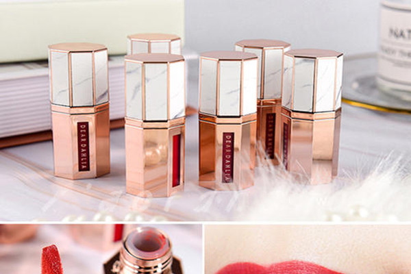 黛麗奧大理石唇釉什么質(zhì)地 黛麗奧大理石唇釉october好看嗎 黛麗奧大理石唇釉什么質(zhì)地 黛麗奧大理石唇釉october好看嗎