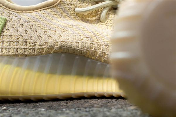 yeezy350亞麻真假辨別 yeezy350flax新亞洲限定測評 yeezy350亞麻真假辨別 yeezy350flax新亞洲限定測評