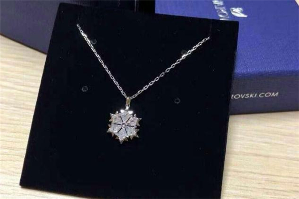 施華洛世奇雪花項鏈價格 施華洛世奇雪花項鏈真假 施華洛世奇雪花項鏈價格 施華洛世奇雪花項鏈真假