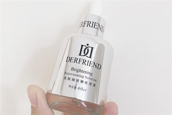 蝶芙蘭銀胖子精華液怎么樣 蝶芙蘭銀胖子真的能美白嗎 蝶芙蘭銀胖子精華液怎么樣 蝶芙蘭銀胖子真的能美白嗎