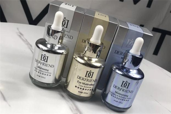 蝶芙蘭銀胖子和olay小白瓶哪個好 蝶芙蘭銀胖子有酒精嗎 蝶芙蘭銀胖子和olay小白瓶哪個好 蝶芙蘭銀胖子有酒精嗎