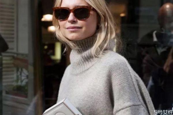 普通毛衣可以用洗衣機(jī)洗嗎 毛衣可以直接滾筒洗嗎 普通毛衣可以用洗衣機(jī)洗嗎 毛衣可以直接滾筒洗嗎