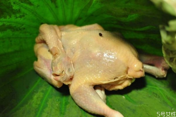 叫花雞怎么做好吃 叫花雞的美味做法 叫花雞怎么做好吃 叫花雞的美味做法