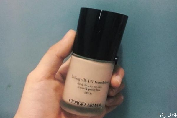 妝感輕薄的粉底液有哪些 哪些粉底液妝感比較輕薄 妝感輕薄的粉底液有哪些 哪些粉底液妝感比較輕薄