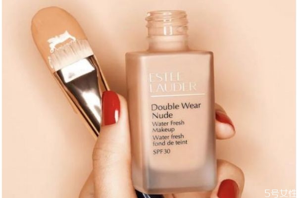 妝感輕薄的粉底液有哪些 哪些粉底液妝感比較輕薄 妝感輕薄的粉底液有哪些 哪些粉底液妝感比較輕薄