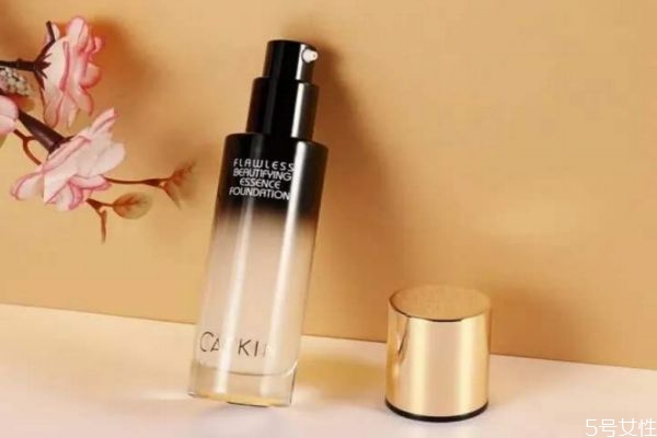 夏季怎么做不脫妝 夏季不脫妝的方法 夏季怎么做不脫妝 夏季不脫妝的方法