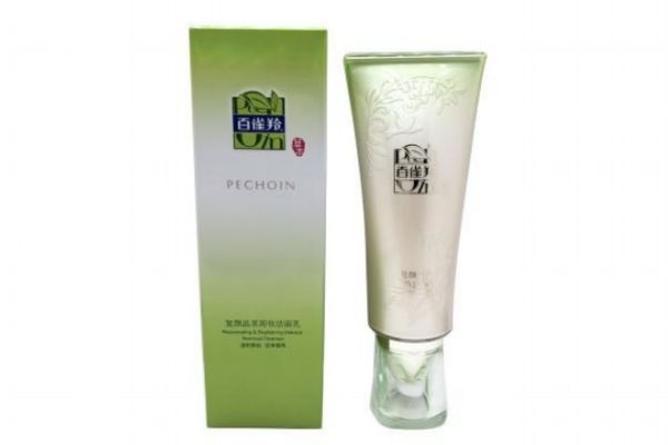 卸完妝要用洗面奶嗎 用了卸妝水需要洗臉嗎 卸完妝要用洗面奶嗎 用了卸妝水需要洗臉嗎