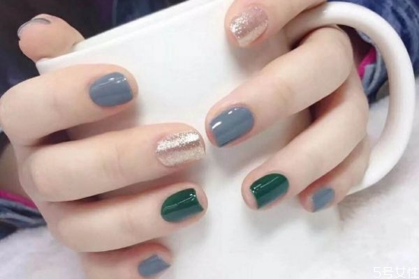 美甲能連續(xù)做嗎 美甲對身體的危害 美甲能連續(xù)做嗎 美甲對身體的危害