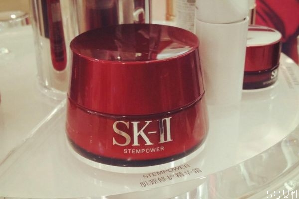 sk2大紅瓶面霜含酒精嗎 sk2面霜保質(zhì)期 sk2大紅瓶面霜含酒精嗎 sk2面霜保質(zhì)期