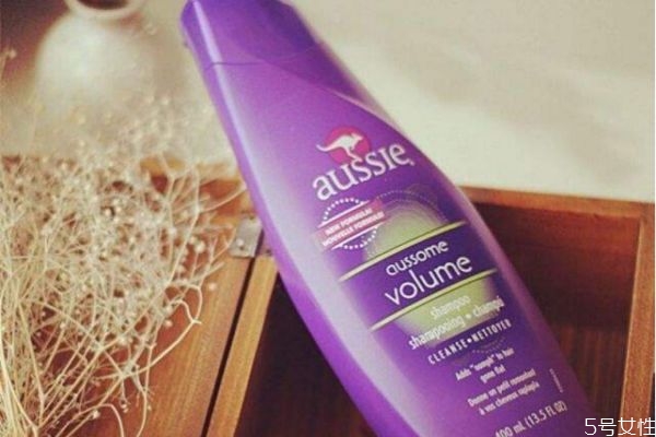 經(jīng)常染發(fā)用什么洗發(fā)水 能染發(fā)的洗發(fā)水 經(jīng)常染發(fā)用什么洗發(fā)水 能染發(fā)的洗發(fā)水