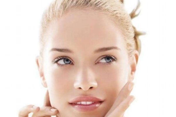 夏季護(hù)膚要注意什么 什么是夏季護(hù)膚重點 夏季護(hù)膚要注意什么 什么是夏季護(hù)膚重點