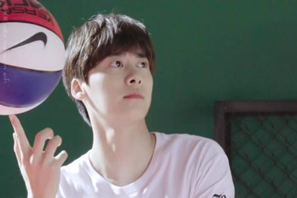 巨蟹男喜歡一個(gè)人的表現(xiàn) 巨蟹男喜歡一個(gè)人的暗示 巨蟹男喜歡一個(gè)人的表現(xiàn) 巨蟹男喜歡一個(gè)人的暗示