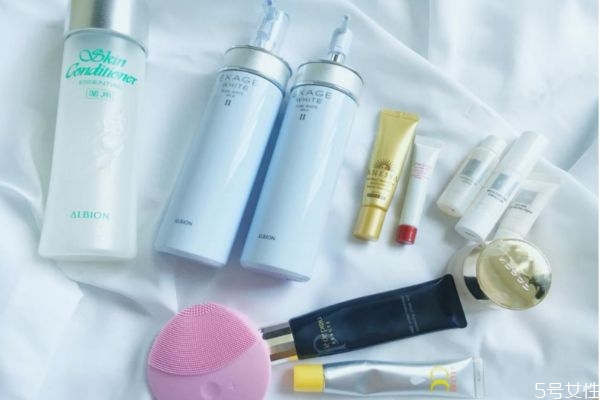 面部閉口怎么去除 去除臉部閉口的竅門 面部閉口怎么去除 去除臉部閉口的竅門