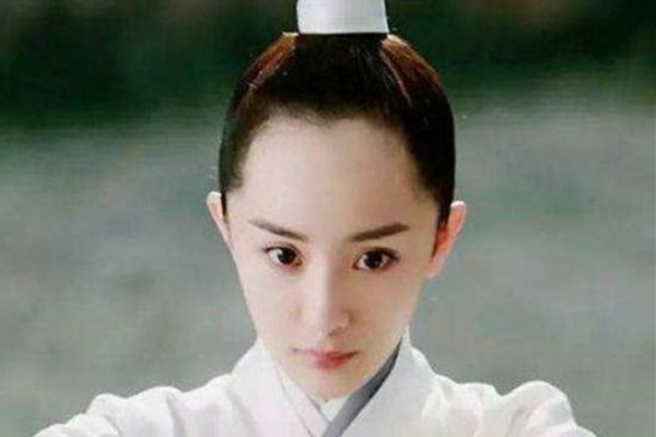 發(fā)際線可以自行恢復(fù)嗎 發(fā)際線后移的原因 發(fā)際線可以自行恢復(fù)嗎 發(fā)際線后移的原因