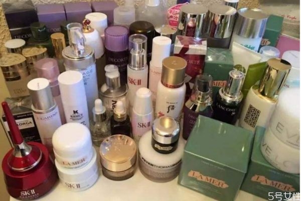 越貴的護(hù)膚品越好嗎 護(hù)膚品便宜和貴的區(qū)別 越貴的護(hù)膚品越好嗎 護(hù)膚品便宜和貴的區(qū)別