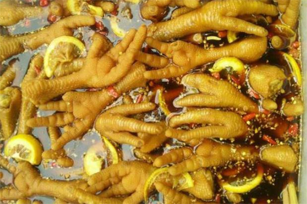 檸檬雞爪要放鹽嗎 檸檬雞爪要放油嗎 檸檬雞爪要放鹽嗎 檸檬雞爪要放油嗎