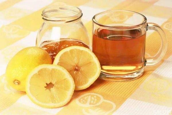 怎么做檸檬蜂蜜面膜 做檸檬蜂蜜面膜的方法 怎么做檸檬蜂蜜面膜 做檸檬蜂蜜面膜的方法