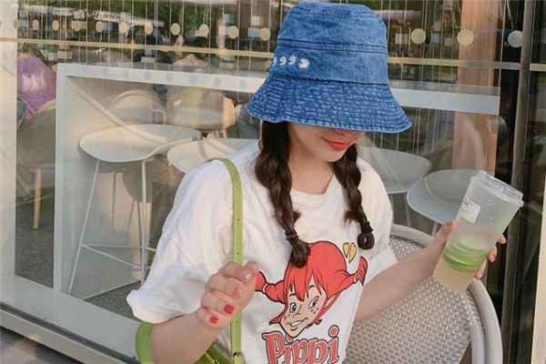 牛仔漁夫帽配什么發(fā)型好看 牛仔漁夫帽適合什么發(fā)型 牛仔漁夫帽配什么發(fā)型好看 牛仔漁夫帽適合什么發(fā)型