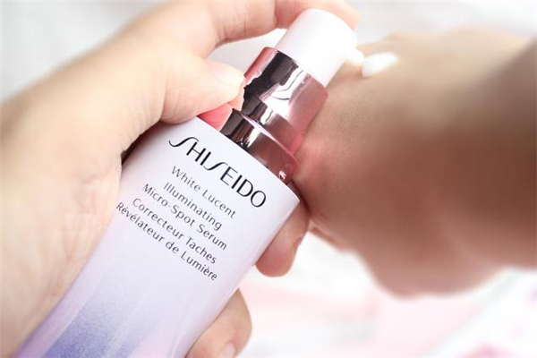 資生堂櫻花調色精華成分 資生堂櫻花精華可以白天用嗎 資生堂櫻花調色精華成分 資生堂櫻花精華可以白天用嗎