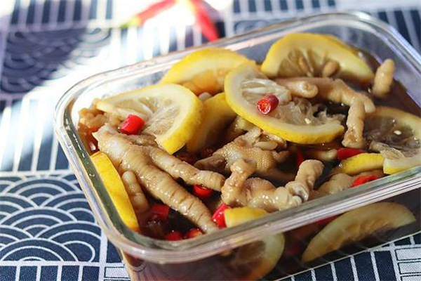 檸檬雞爪泡多久好吃 檸檬雞爪不入味怎么辦 檸檬雞爪泡多久好吃 檸檬雞爪不入味怎么辦