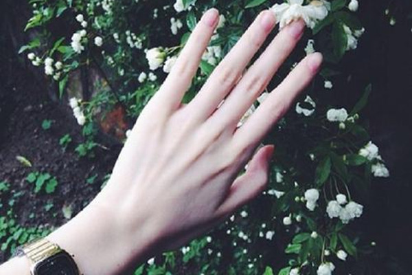 手部皮膚粗糙怎么辦 手部皮膚粗糙怎么改善 手部皮膚粗糙怎么辦 手部皮膚粗糙怎么改善