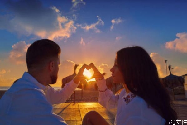 老公背叛之后怎么辦 發(fā)現(xiàn)老公有外遇時(shí)千萬(wàn)不能做的事