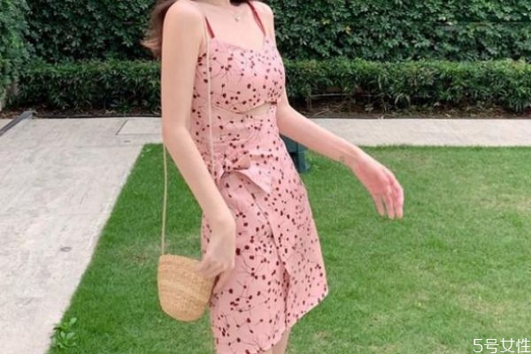 女生夏季穿衣搭配的方法 女生怎么搭配夏季服裝 女生夏季穿衣搭配的方法 女生怎么搭配夏季服裝
