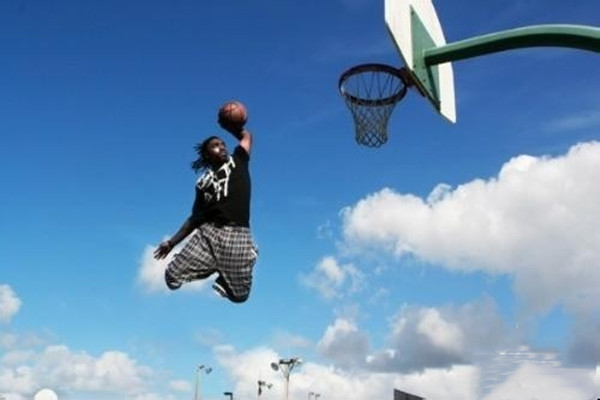 彈跳力如何訓(xùn)練 彈跳力由什么決定的 彈跳力如何訓(xùn)練 彈跳力由什么決定的