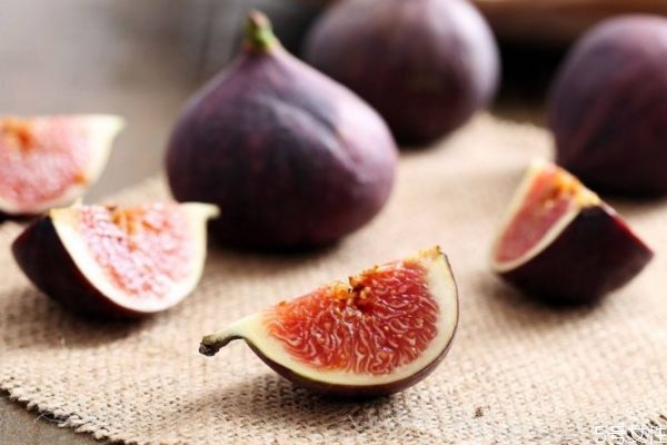 無(wú)花果可以減肥嗎 減肥可以吃無(wú)花果嗎 無(wú)花果可以減肥嗎 減肥可以吃無(wú)花果嗎