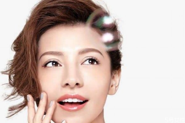 臉上兩頰長痘痘是什么原因 臉兩側(cè)長痘痘的原因 臉上兩頰長痘痘是什么原因 臉兩側(cè)長痘痘的原因