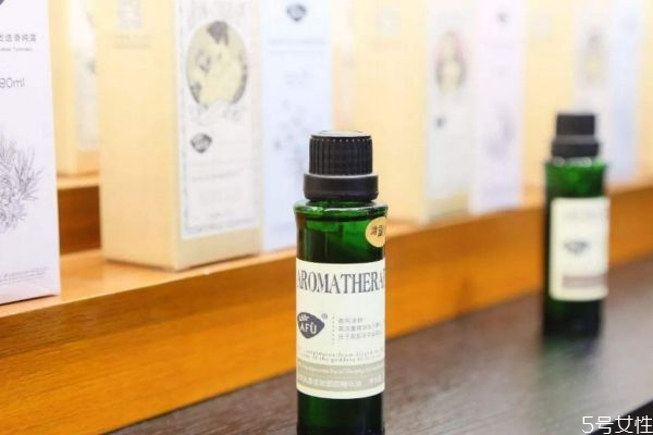 阿芙荷荷巴油的護膚功效 阿芙荷荷巴油的護膚作用 阿芙荷荷巴油的護膚功效 阿芙荷荷巴油的護膚作用