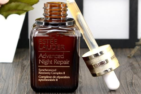 雅詩蘭黛護(hù)膚品能修復(fù)角質(zhì)層薄嗎 雅詩蘭黛修復(fù)角質(zhì)層薄用哪幾款 雅詩蘭黛護(hù)膚品能修復(fù)角質(zhì)層薄嗎 雅詩蘭黛修復(fù)角質(zhì)層薄用哪幾款