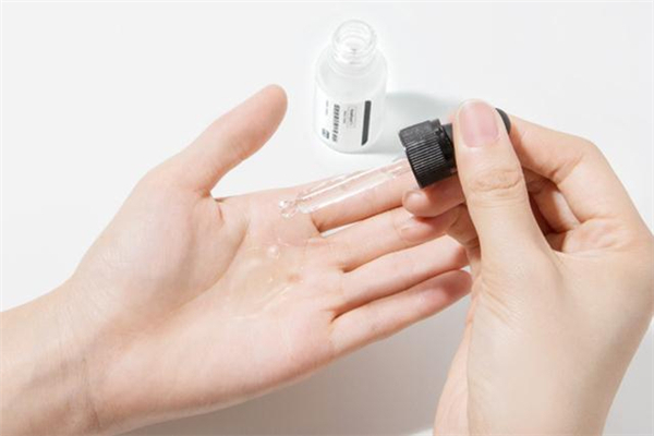 hfp煙酰胺原液可以早上用嗎 hfp煙酰胺原液一天抹幾次 hfp煙酰胺原液可以早上用嗎 hfp煙酰胺原液一天抹幾次